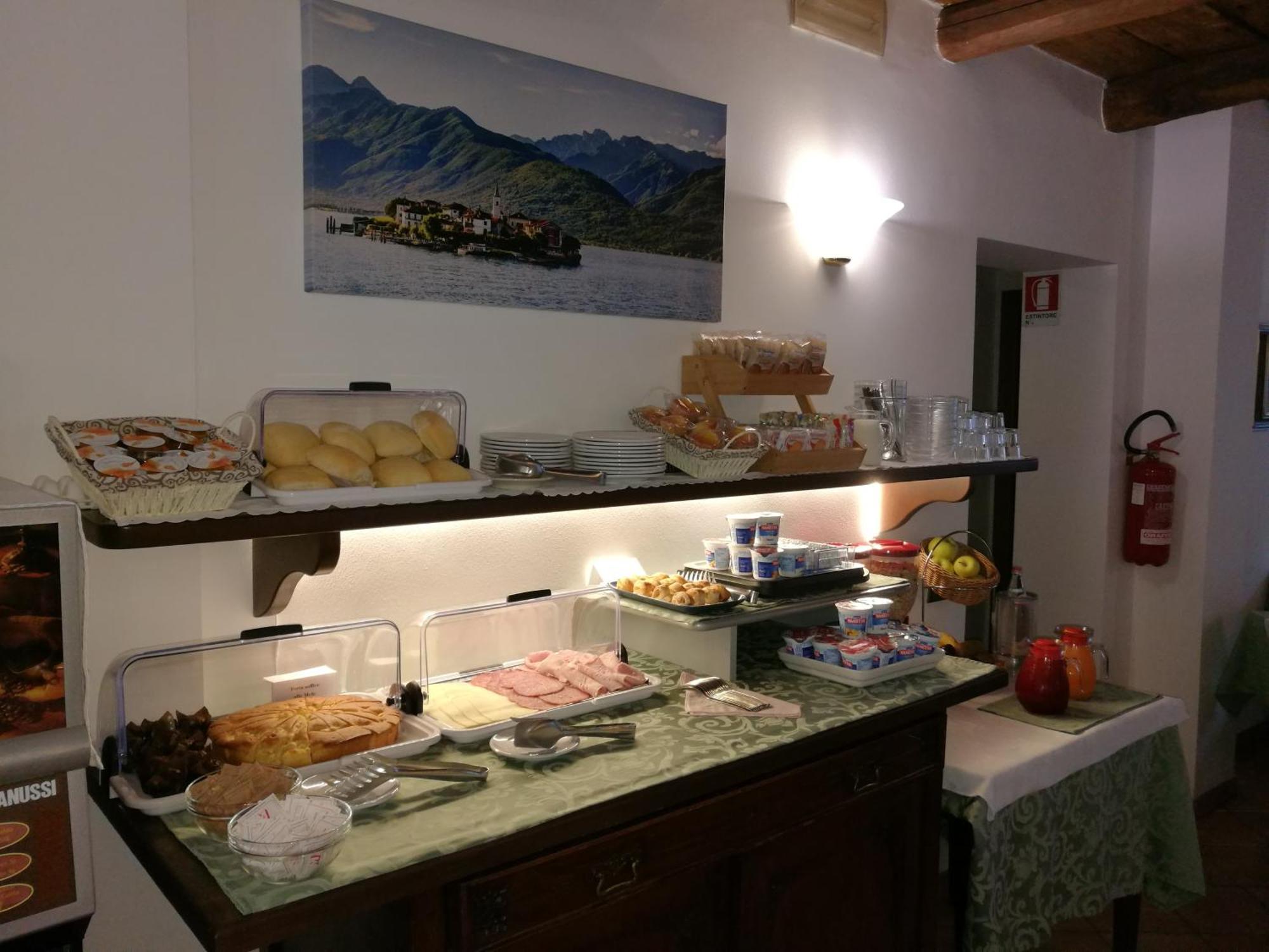 Hotel La Locanda ストレーザ エクステリア 写真